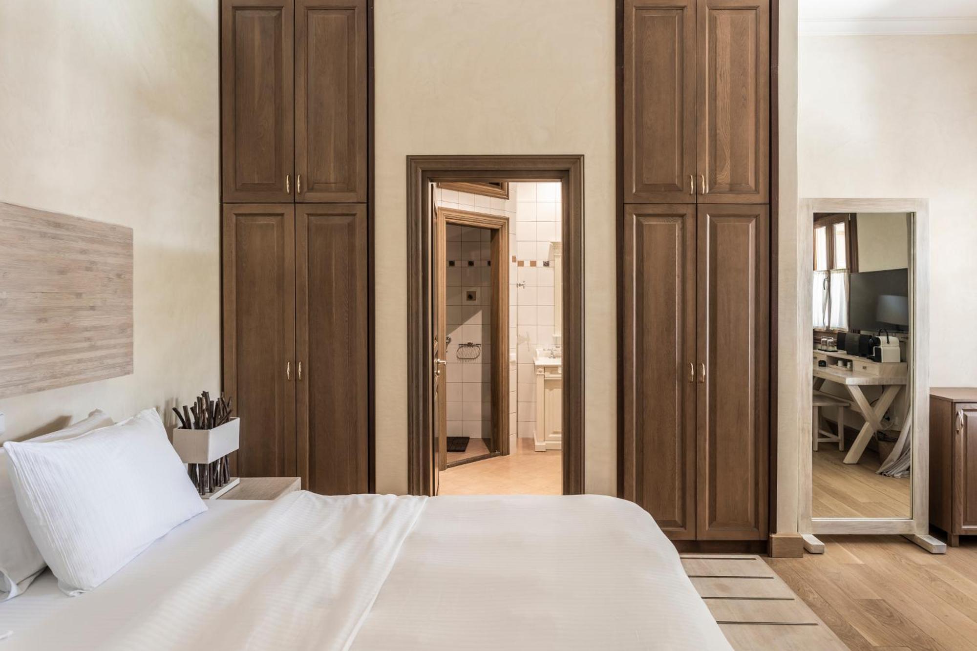 Villa Veneziano Suites & Villa Nidhrion Exteriör bild