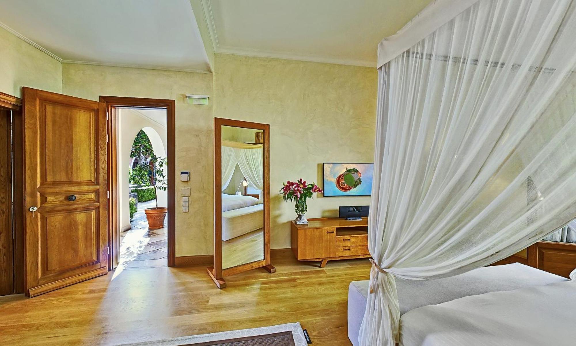 Villa Veneziano Suites & Villa Nidhrion Exteriör bild
