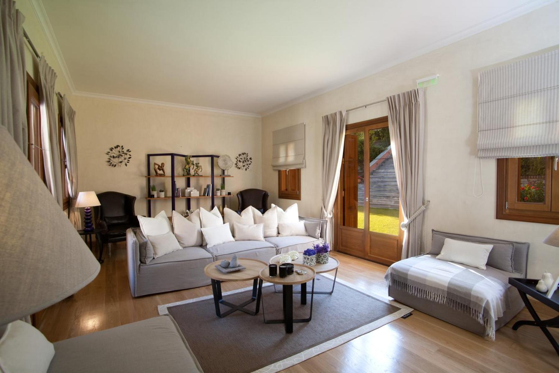 Villa Veneziano Suites & Villa Nidhrion Exteriör bild