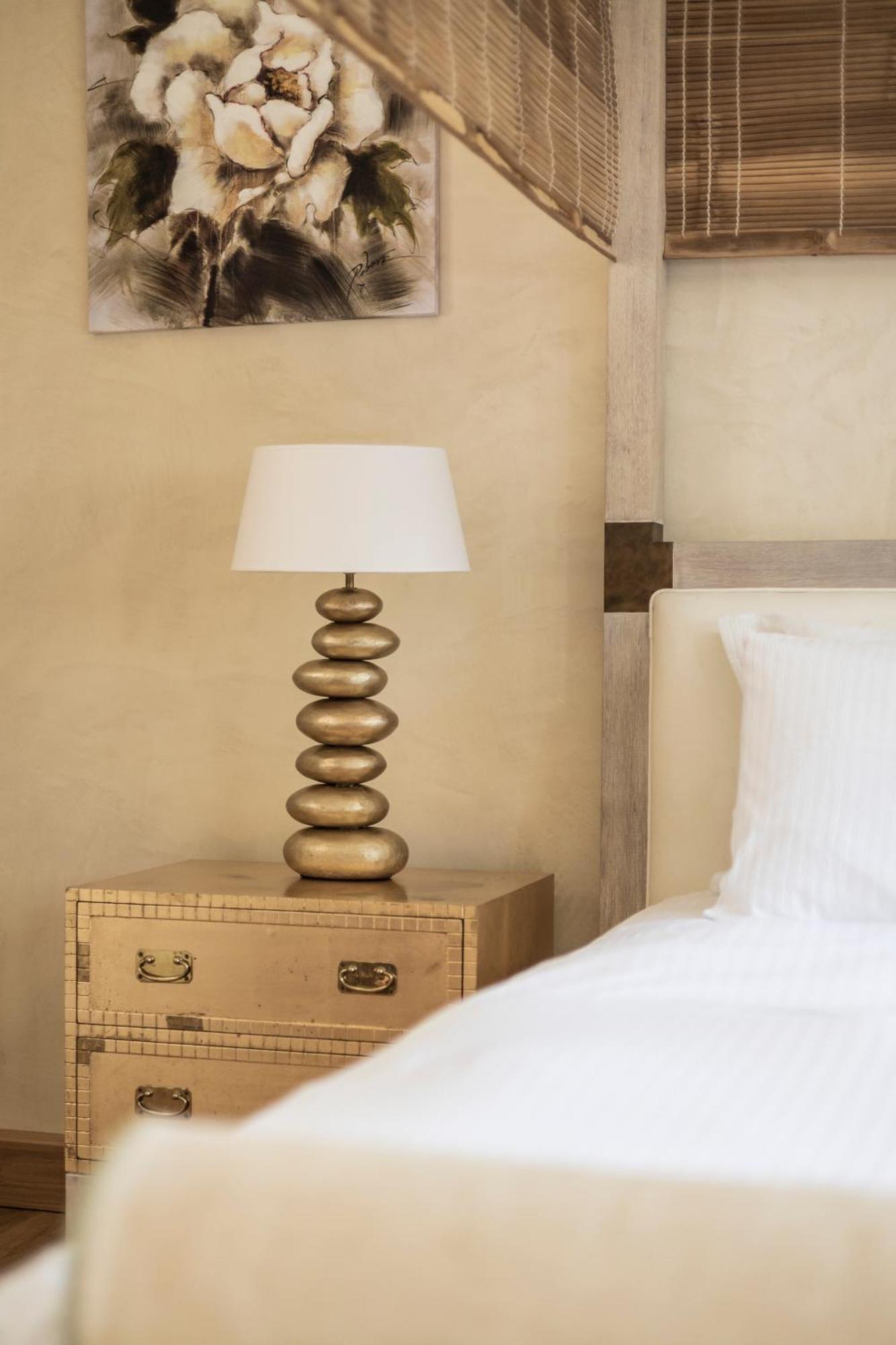Villa Veneziano Suites & Villa Nidhrion Rum bild